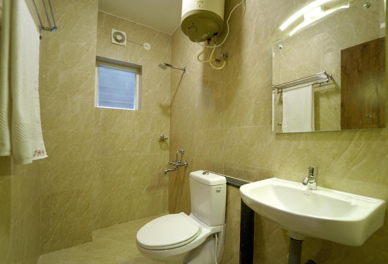Ss Crown Inn Bangalore Dış mekan fotoğraf