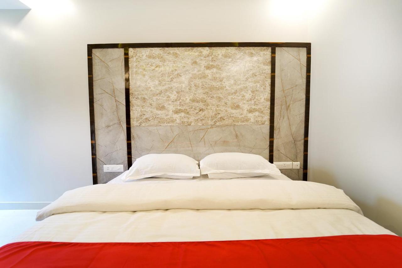 Ss Crown Inn Bangalore Dış mekan fotoğraf